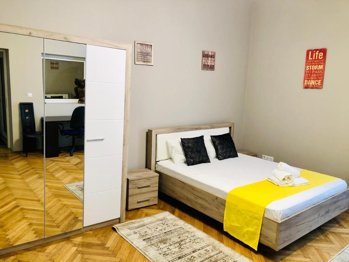 Ultra-Central Apartment Just In Union Squere Тимишоара Экстерьер фото