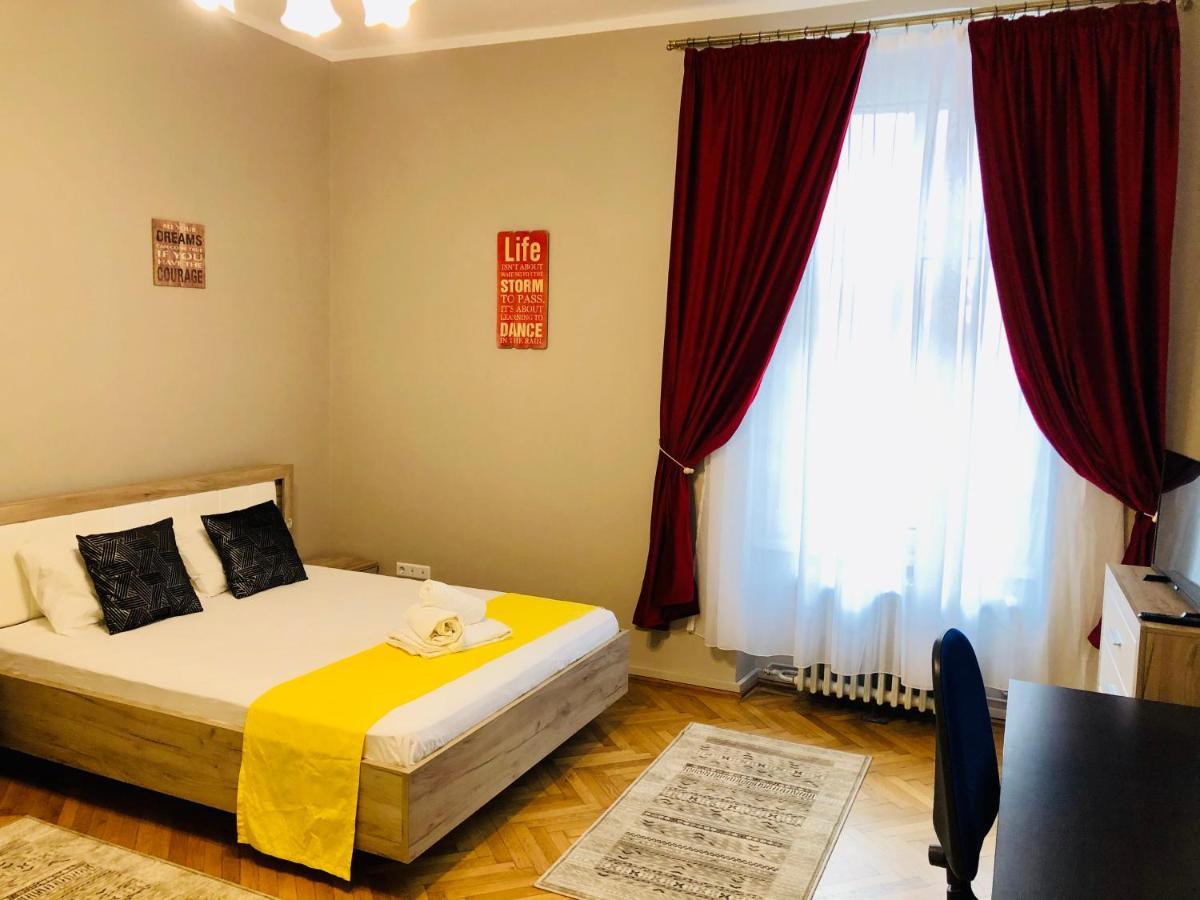 Ultra-Central Apartment Just In Union Squere Тимишоара Экстерьер фото