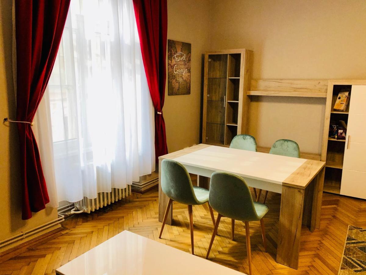 Ultra-Central Apartment Just In Union Squere Тимишоара Экстерьер фото